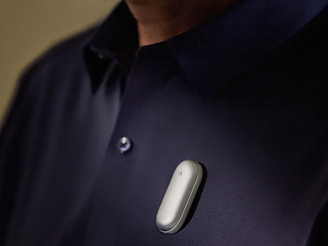 Holiday Tech Gifts: PLAUD NotePin